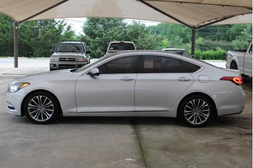 Santiago Silver 2016 Hyundai Genesis 3.8