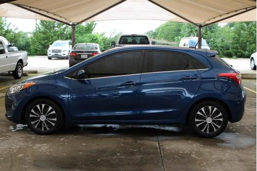 2016 Hyundai Elantra GT Base