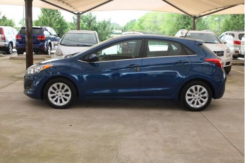 2016 Hyundai Elantra GT Base