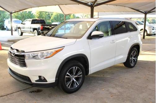 2016 Toyota Highlander XLE