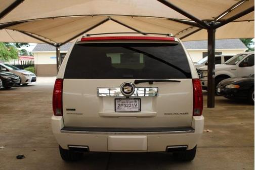 2012 Cadillac Escalade Platinum Edition