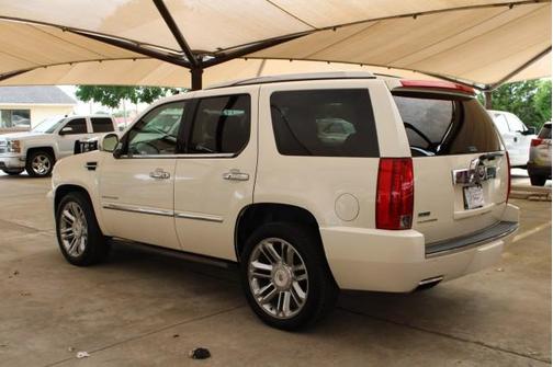 2012 Cadillac Escalade Platinum Edition