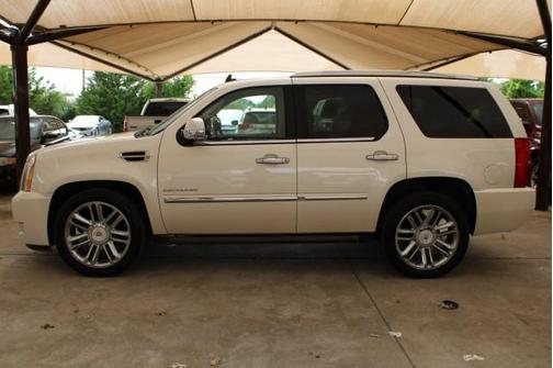 2012 Cadillac Escalade Platinum Edition