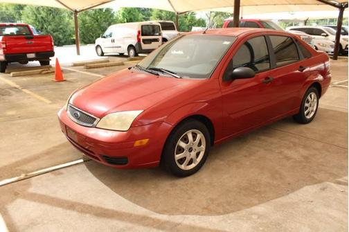 2005 Ford Focus ZX4 S