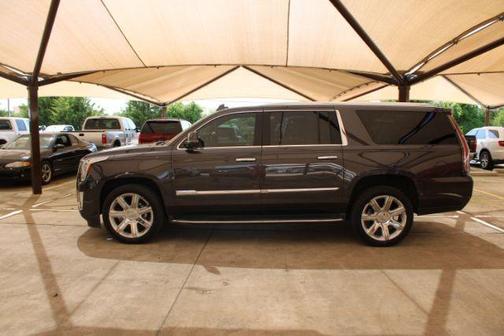 2016 Cadillac Escalade ESV Luxury