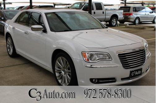 2013 Chrysler 300C Base