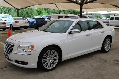 2013 Chrysler 300C Base
