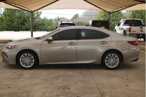 2016 Lexus ES 350 Base