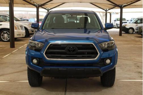 2016 Toyota Tacoma SR5