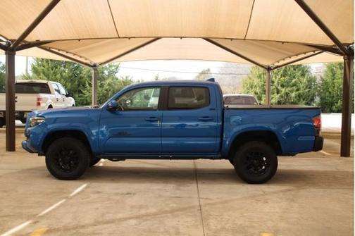 2016 Toyota Tacoma SR5