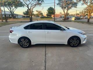 Snow White Pearl 2024 Kia Forte GT-Line