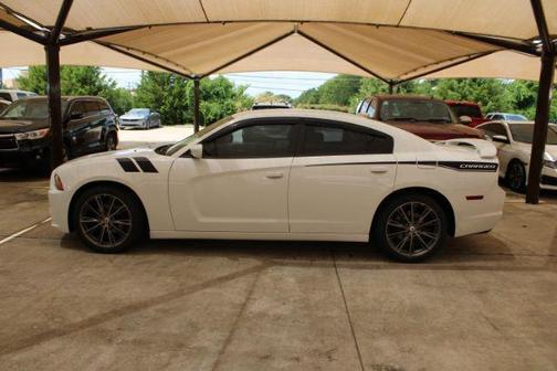 2014 Dodge Charger SE