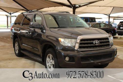 2015 Toyota Sequoia SR5