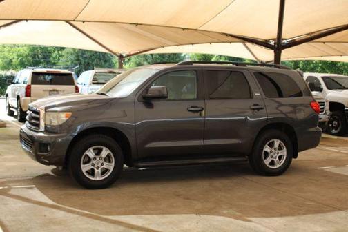 2015 Toyota Sequoia SR5