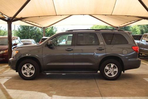 2015 Toyota Sequoia SR5