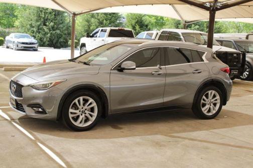 2018 INFINITI QX30 Premium