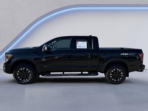2024 Nissan Titan PRO-4X