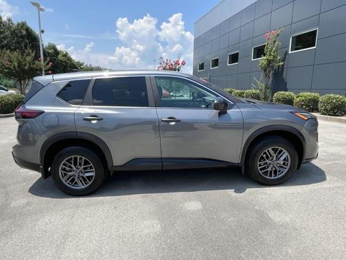 2025 Nissan Rogue S