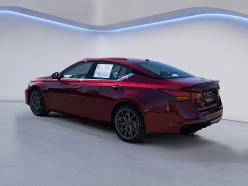 2024 Nissan Altima 2.0 SR