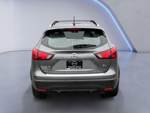 Gun Metallic 2018 Nissan Rogue Sport SL