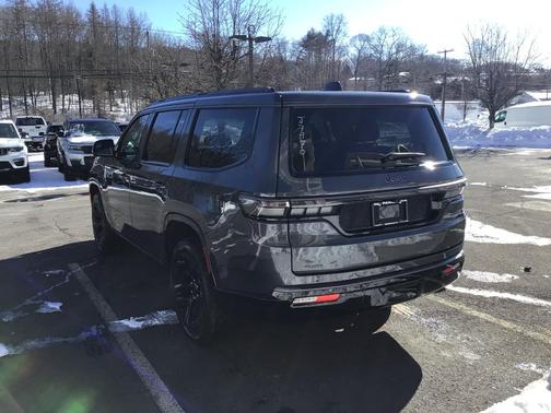 2026 Jeep Grand Wagoneer Limited Reserve
