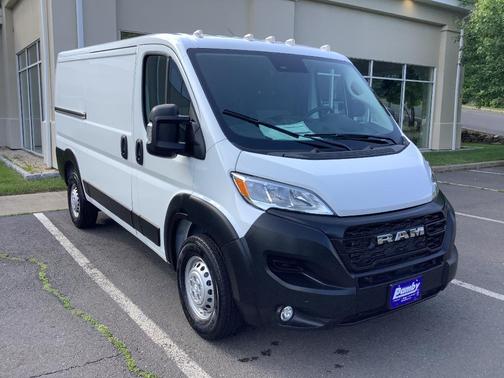 2025 RAM ProMaster 1500 Low Roof