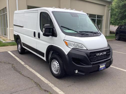 2025 RAM ProMaster 1500 Low Roof