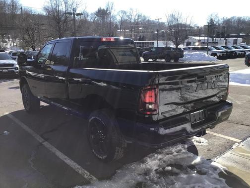 Diamond Black 2026 RAM 2500 Big Horn