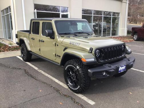 2026 Jeep Gladiator Sport