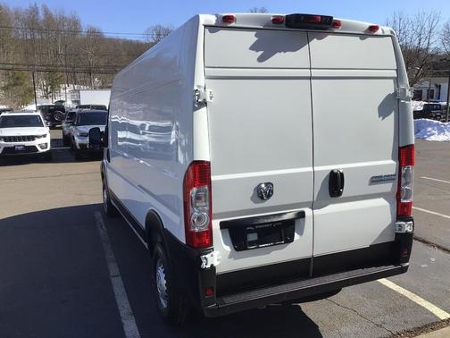 Bright White 2026 RAM ProMaster 2500 High Roof