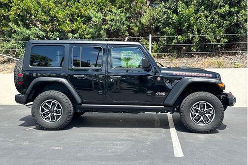 Black Clearcoat 2025 Jeep Wrangler Rubicon