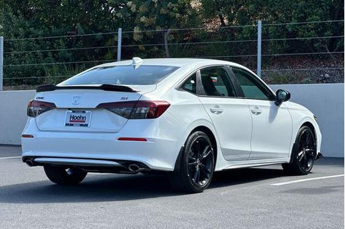 Platinum White Pearl 2026 Honda Civic Si Base