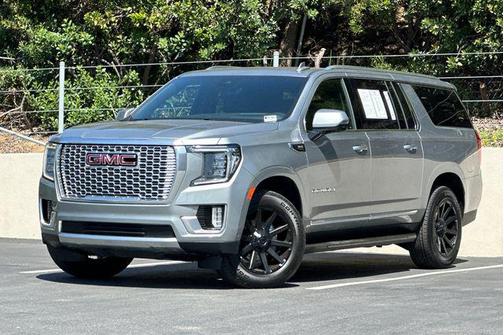Sterling Metallic 2024 GMC Yukon XL Denali