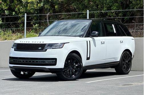 Fuji White 2026 Land Rover Range Rover P400 SE 7 Seat