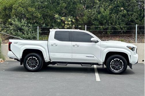 Ice 2025 Toyota Tacoma TRD Sport