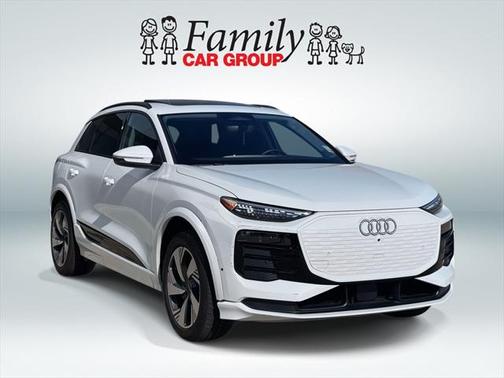 2025 Audi Q6 e-tron Premium Plus quattro