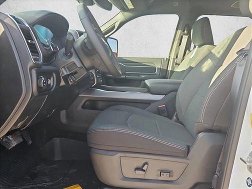 2026 RAM 2500 Big Horn Crew Cab 4x4 8' Box