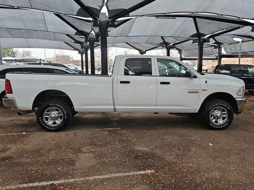 2018 RAM 3500 Tradesman Crew Cab 4x4 8' Box