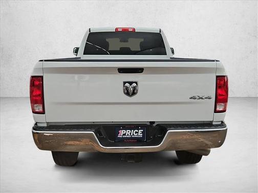 2018 RAM 3500 Tradesman Crew Cab 4x4 8' Box