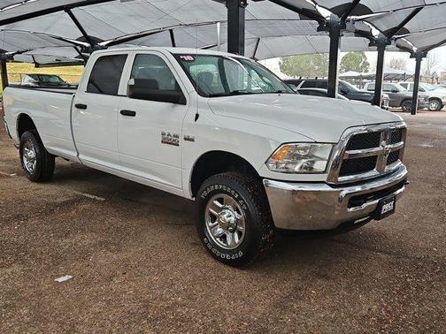 2018 RAM 3500 Tradesman Crew Cab 4x4 8' Box