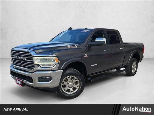 2019 RAM 2500 Laramie Crew Cab 4x4 6'4' Box