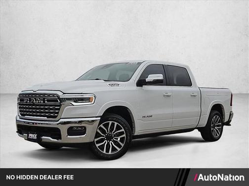 Ivory White Tri-Coat Pearlcoat 2025 RAM 1500 Longhorn