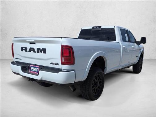 2025 RAM 3500 Limited Crew Cab 4x4 8' Box