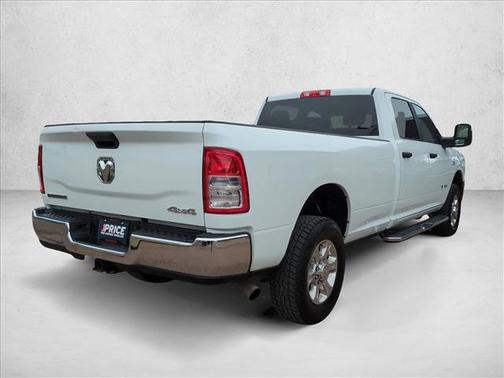 2024 RAM 3500 Big Horn Crew Cab 4x4 8' Box