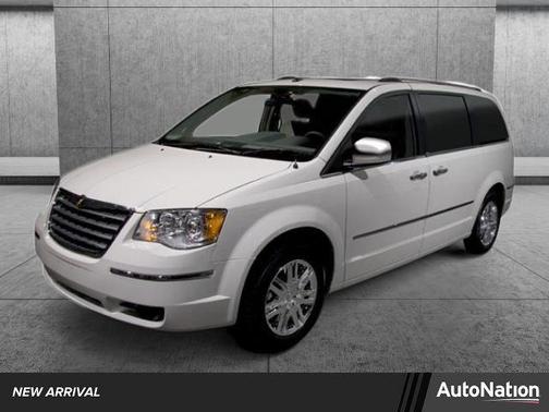 2010 Chrysler Town & Country Touring