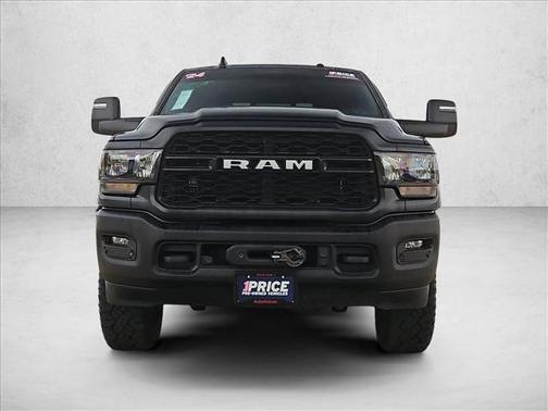 Diamond Black Crystal Pearlcoat 2024 RAM 2500 Tradesman Crew Cab 4x4 6'4' Box