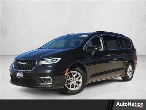 Brilliant Black Crystal Pearlcoat 2022 Chrysler Pacifica Touring L
