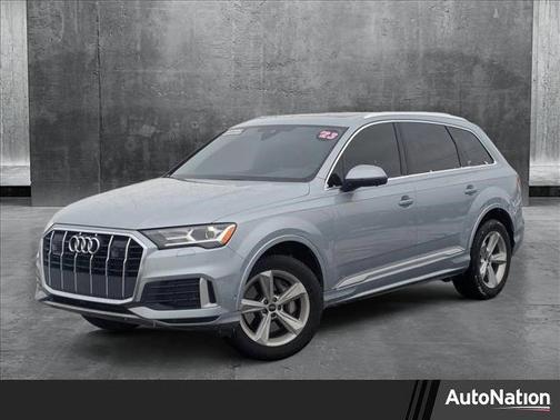 2023 Audi Q7 45 Premium