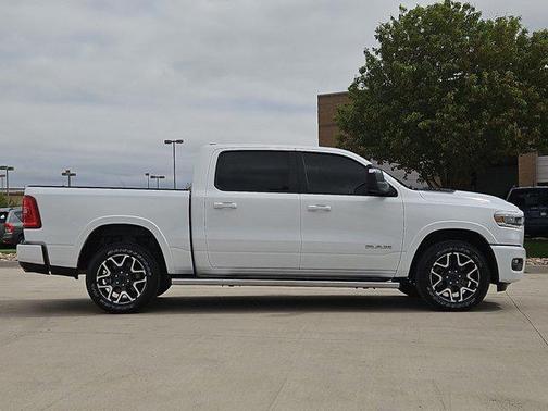 Bright White Clearcoat 2025 RAM 1500 Laramie