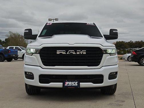 Bright White Clearcoat 2025 RAM 1500 Laramie